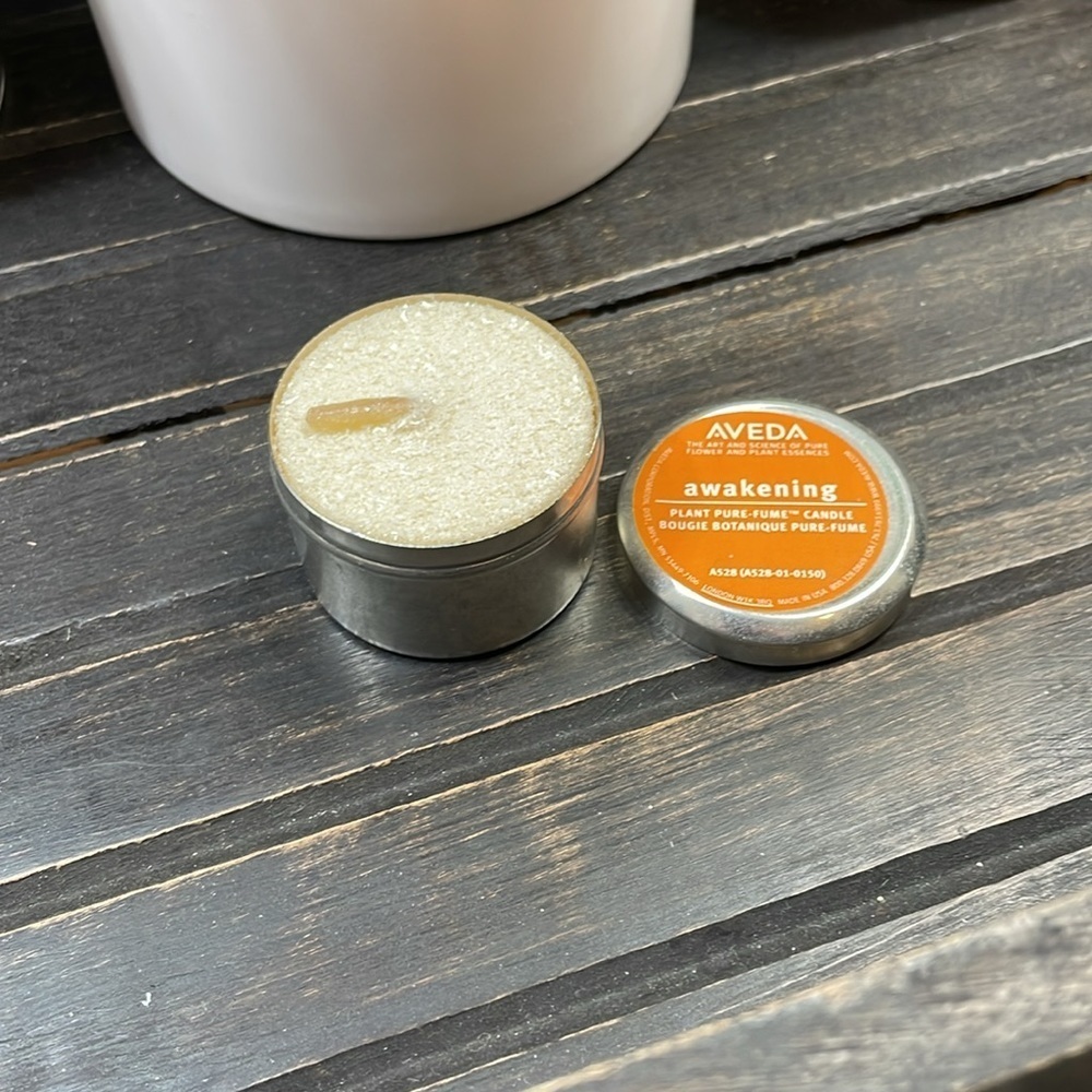 NEW RARE AVEDA Awakening tea light - Picture 2 of 3